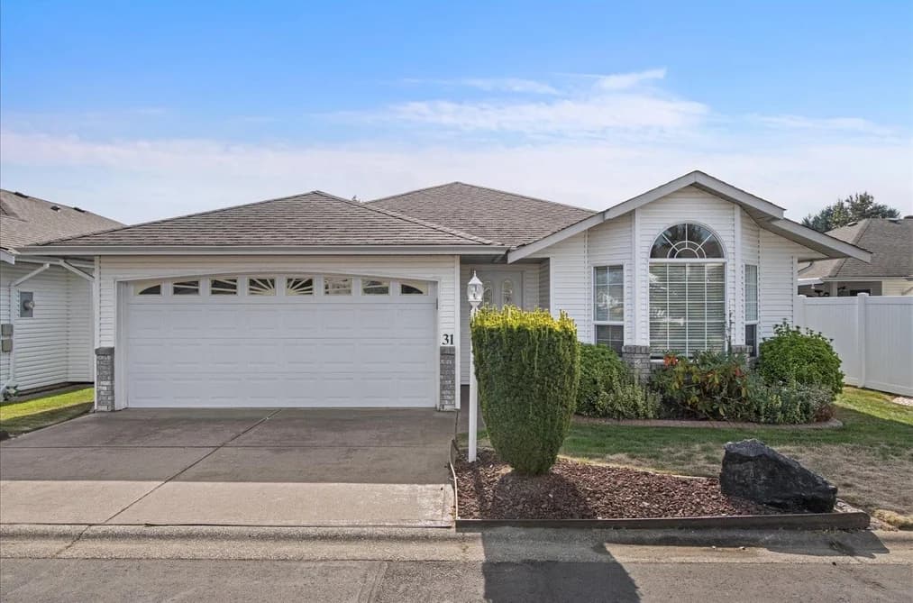 31 9102 HAZEL STREET, Chilliwack, BC — Residential for Sale - Main Photo