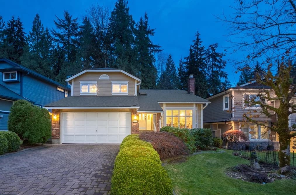 31 ARROW-WOOD PLACE, Port Moody, BC — Residential for Sale - Main Photo