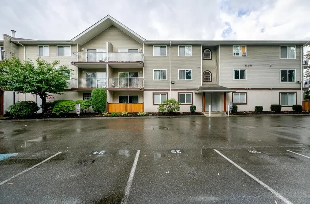 310 45222 WATSON ROAD, Chilliwack, BC — Residential for Sale - Photo 2