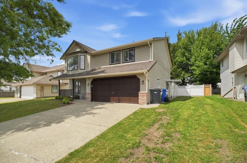 31015 UPPER MACLURE ROAD, Abbotsford, BC — Residential for Sale - Photo 2