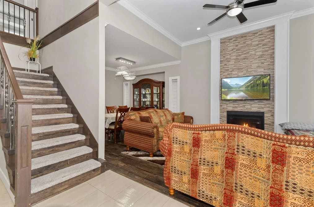 31022 HEADWATER PLACE, Abbotsford, BC — Residential for Sale - Photo 2