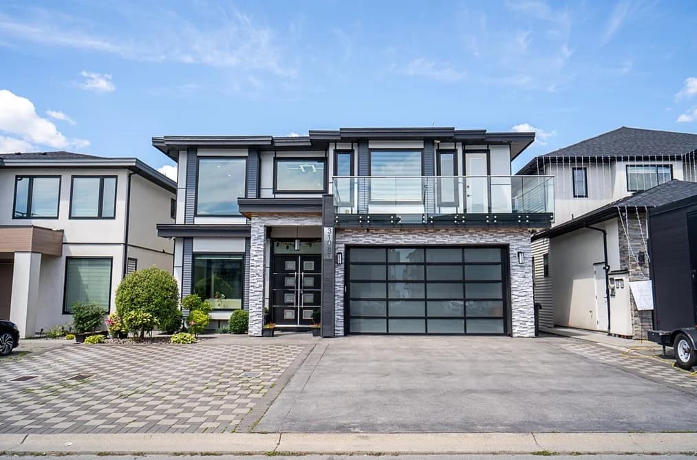 31081 N DEERTRAIL DRIVE, Abbotsford, BC — Residential for Sale - Main Photo