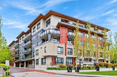 Condo for sale at 311 13919 Fraser Highway Surrey British Columbia - MLS: R3160806