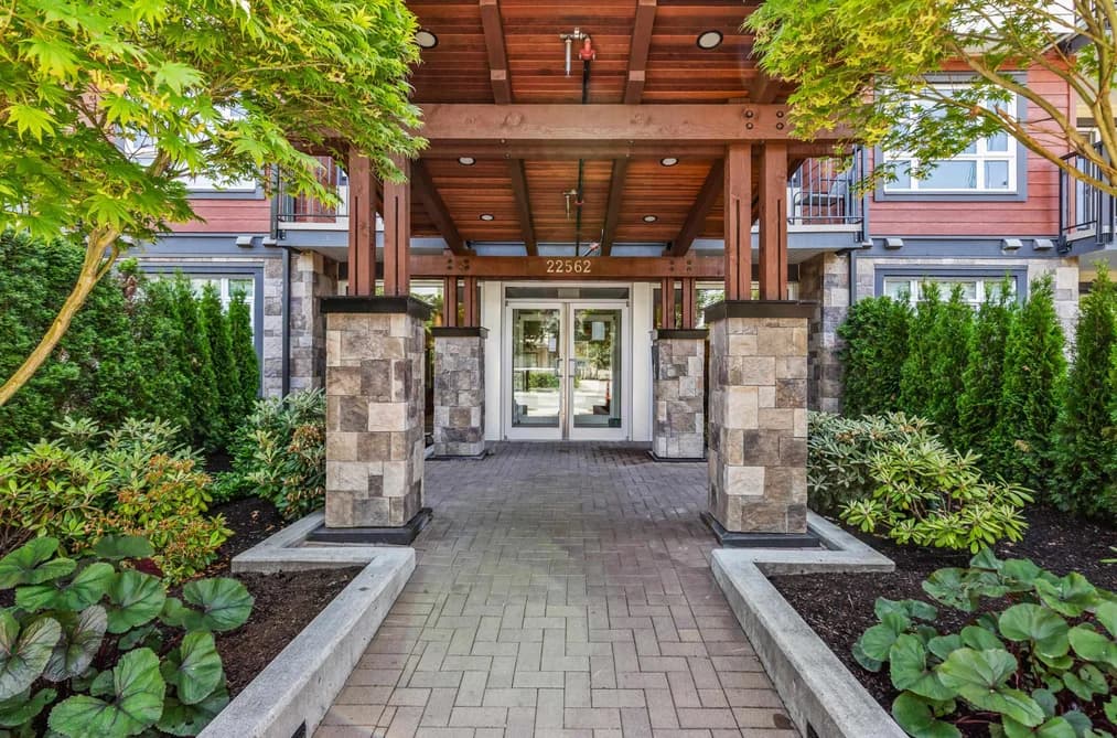 311 22562 121 AVENUE, Maple Ridge, BC — Residential for Sale - Photo 2
