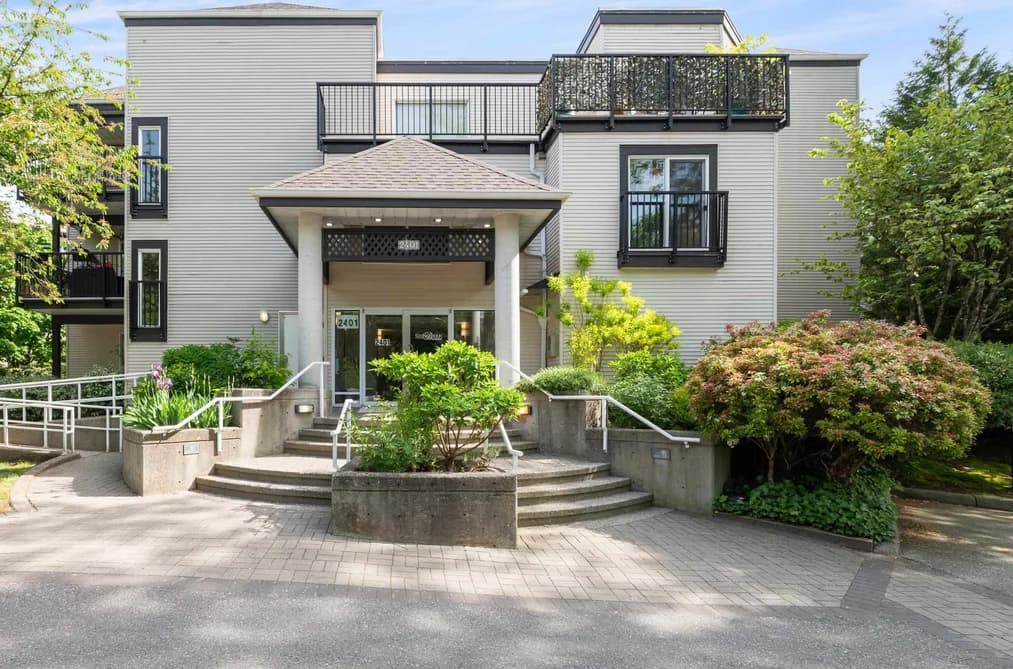311 2401 HAWTHORNE AVENUE, Port Coquitlam, BC — Residential for Sale - Main Photo
