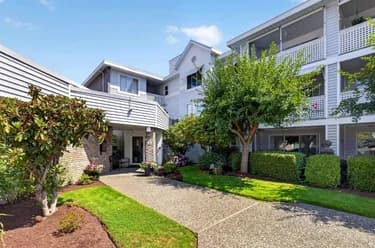 Condo for sale at 311 32833 Landeau Place Abbotsford British Columbia - MLS: R3145555