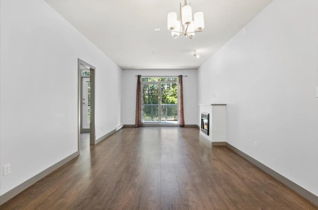312 100 CAPILANO ROAD, Port Moody, BC — Residential for Sale - Photo 2