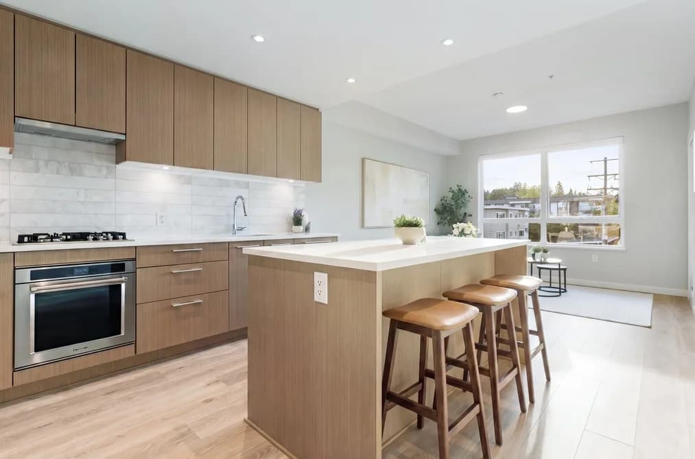 312 110 E 17TH STREET, North Vancouver, BC — Residential for Sale - Main Photo