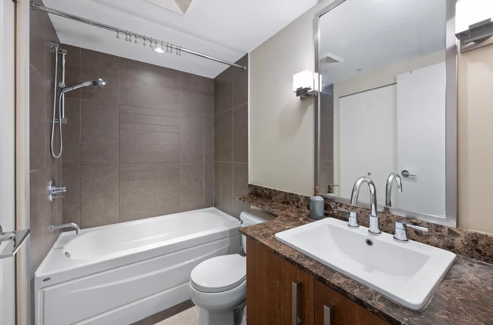 312 5775 IRMIN STREET, Burnaby, BC — Residential for Sale - Photo 2