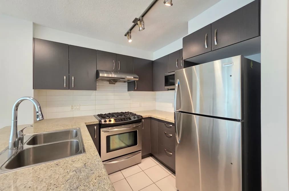 312 9299 TOMICKI AVENUE, Richmond, BC — Residential for Sale - Photo 2