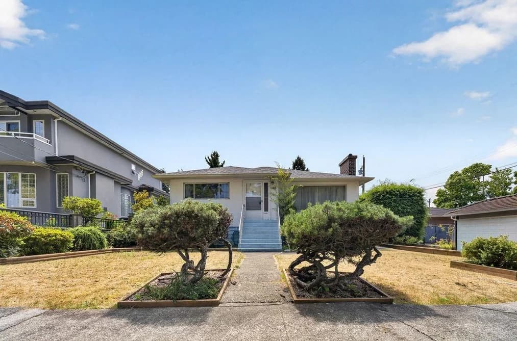 3126 WAVERLEY AVENUE, Vancouver, BC — Residential for Sale - Main Photo