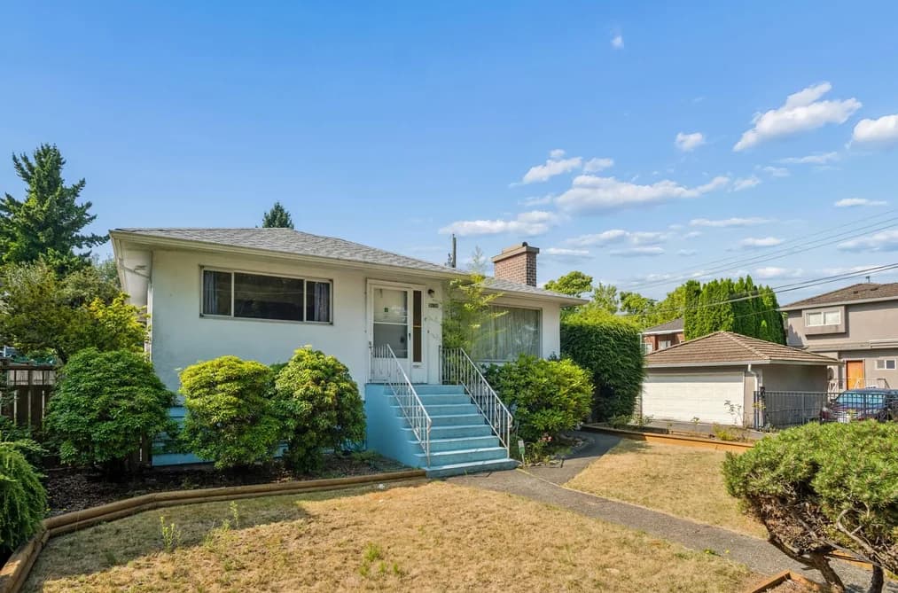 3126 WAVERLEY AVENUE, Vancouver, BC — Residential for Sale - Photo 2
