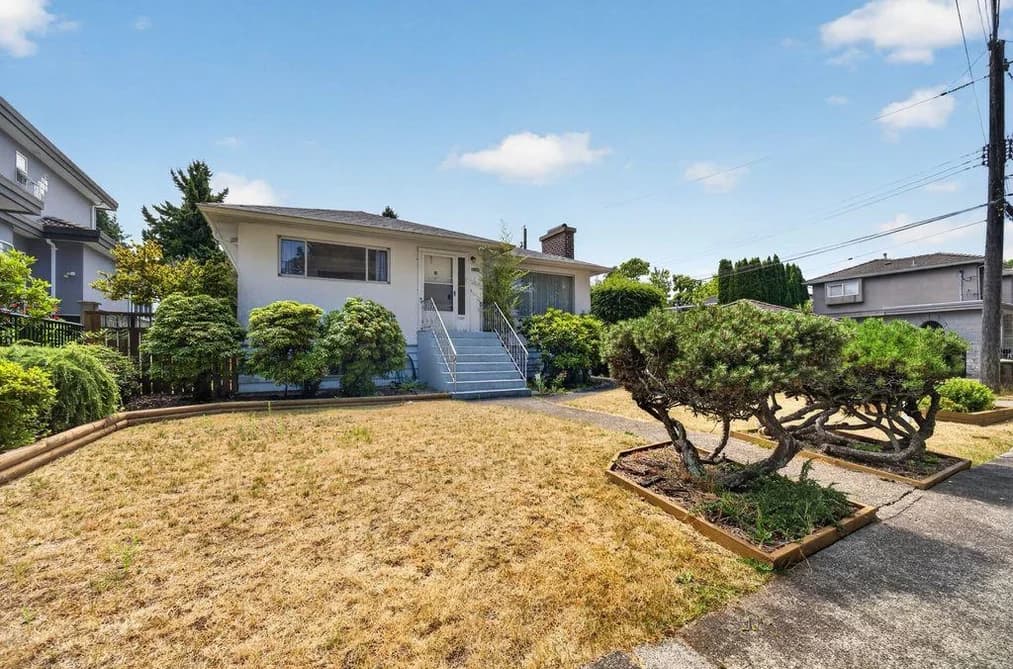 3126 WAVERLEY AVENUE, Vancouver, BC — Residential for Sale - Photo 2