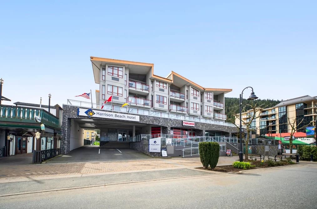 312A 160 ESPLANADE AVENUE, Harrison Hot Springs, BC — Residential for Sale - Main Photo