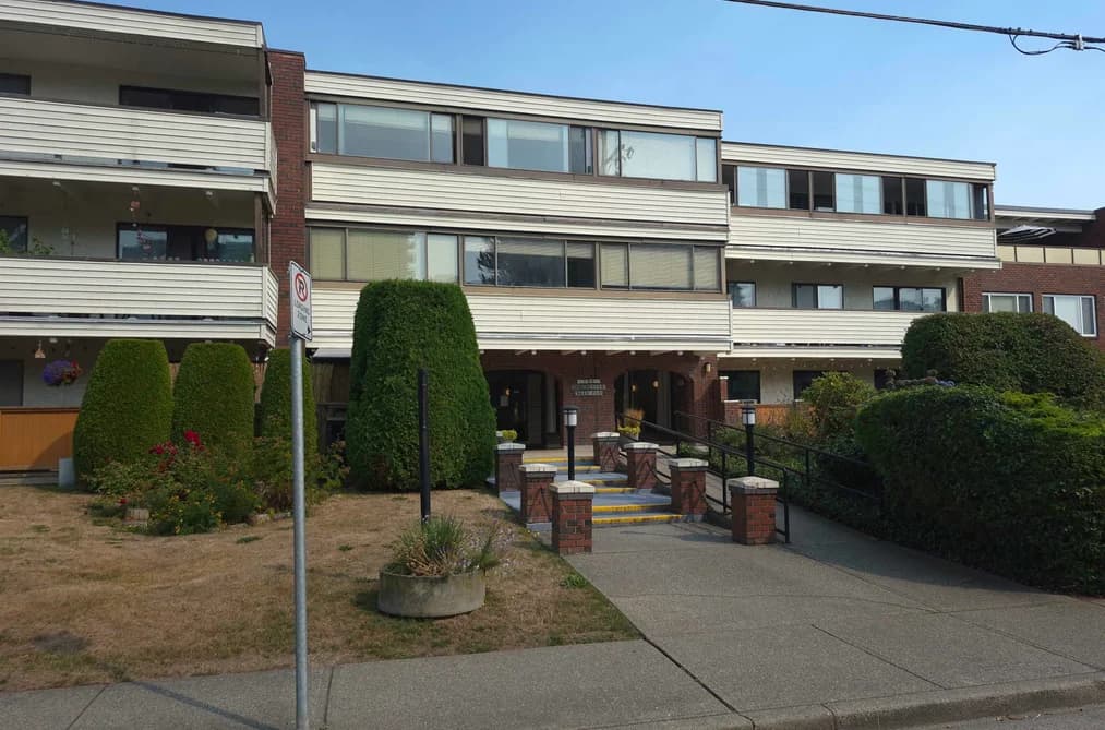 313 1448 FIR STREET, White Rock, BC — Residential for Sale - Photo 2
