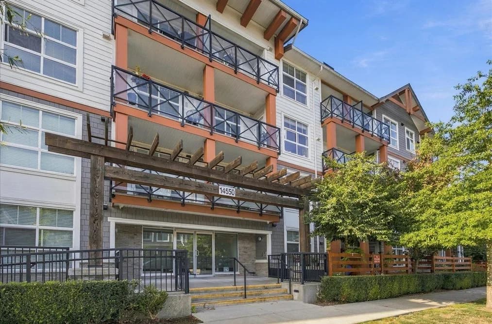 313 14550 WINTER CRESCENT, Surrey, BC — Residential for Sale - Photo 2