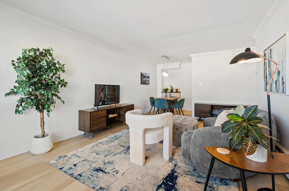 313 2025 W 2ND AVENUE, Vancouver, BC — Residential for Sale - Main Photo