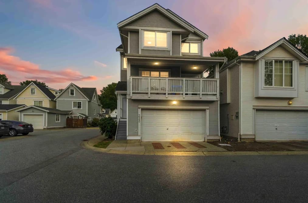 313 3000 RIVERBEND DRIVE, Coquitlam, BC — Residential for Sale - Main Photo