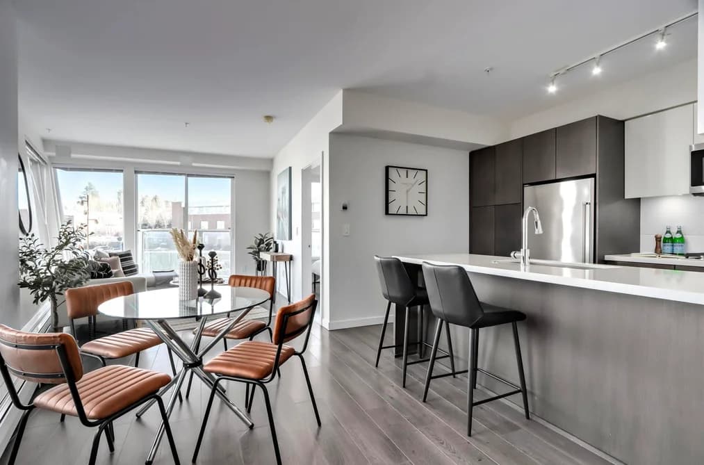 313 417 GREAT NORTHERN WAY, Vancouver, BC — Residential for Sale - Main Photo