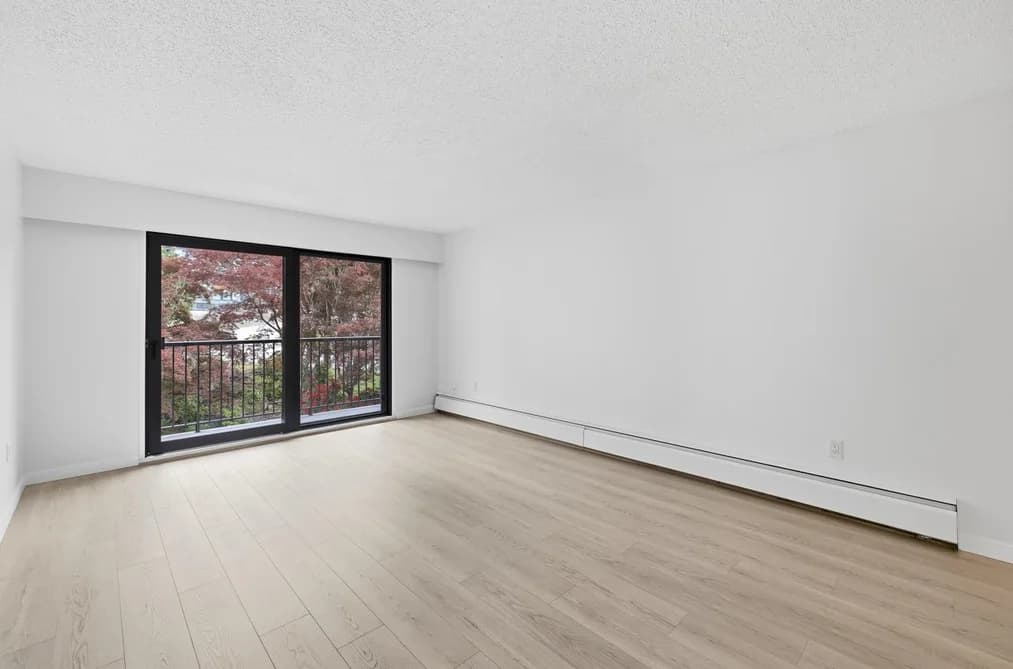 313 5450 EMPIRE DRIVE, Burnaby, BC — Residential for Sale - Photo 2