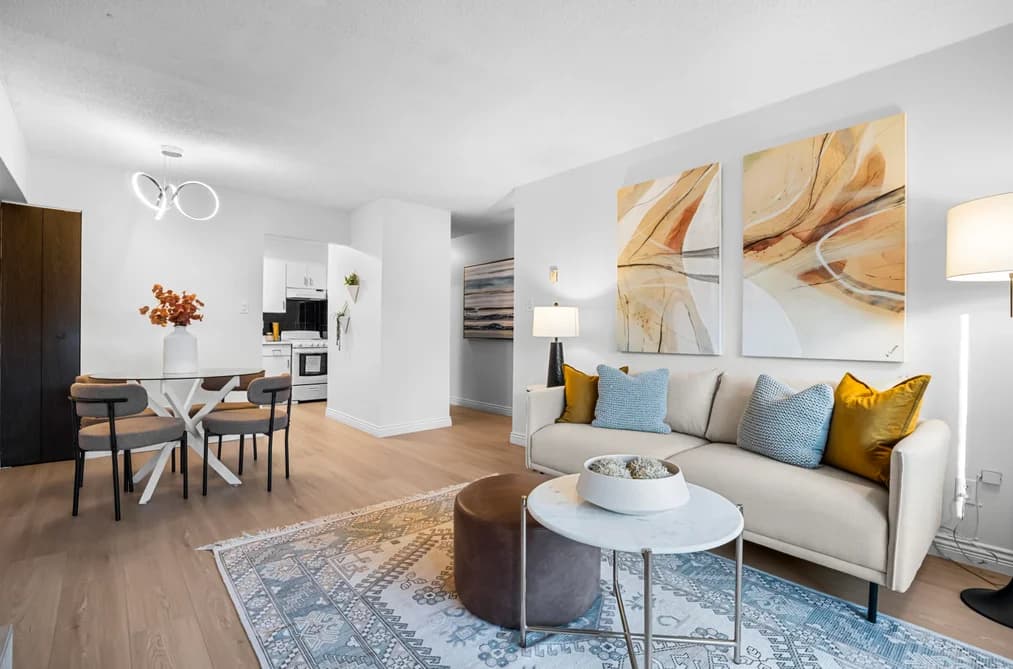 313 975 E BROADWAY, Vancouver, BC — Residential for Sale - Photo 2