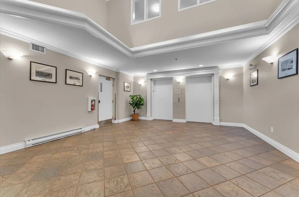 314 128 W 8TH STREET, North Vancouver, BC — Residential for Sale - Photo 2