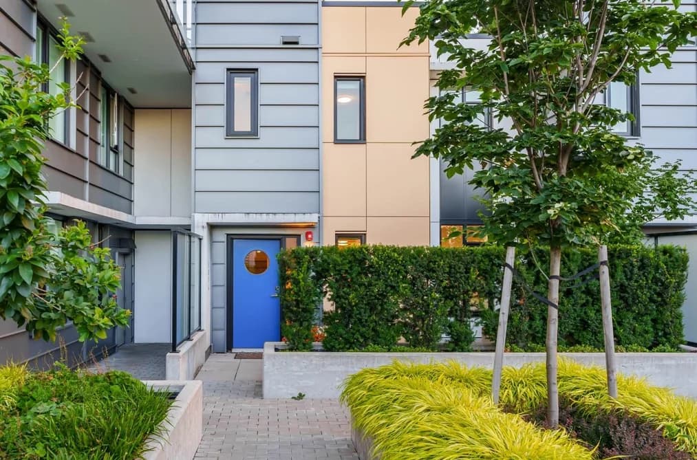 314 1471 HUNTER STREET, North Vancouver, BC — Residential for Sale - Main Photo