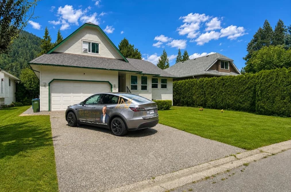 314 MIAMI RIVER DRIVE, Harrison Hot Springs, BC — Residential for Sale - Photo 2