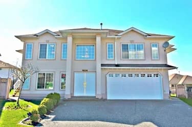 House for sale at 31431 Legacy Court Abbotsford British Columbia - MLS: R3136319