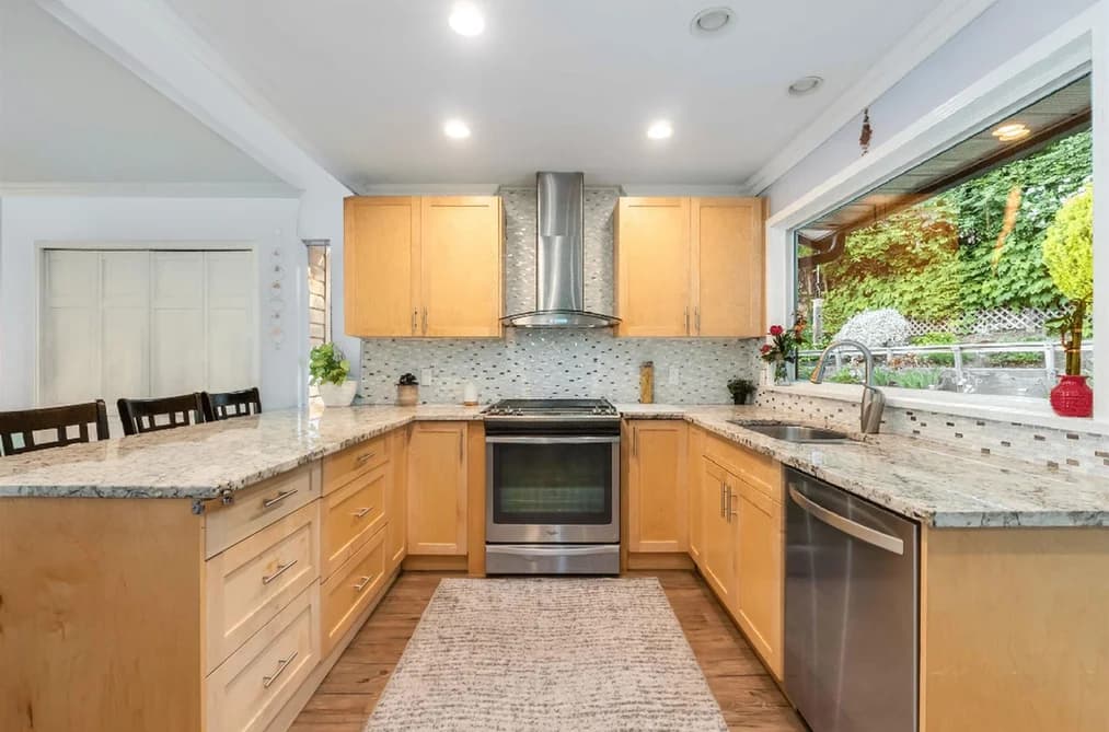 31438 CHALMERS PLACE, Abbotsford, BC — Residential for Sale - Main Photo