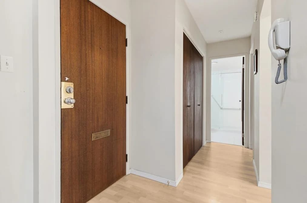 315 155 E 5TH STREET, North Vancouver, BC — Residential for Sale - Photo 2