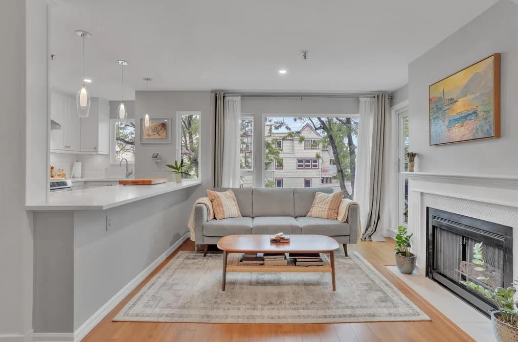315 2020 W 8TH AVENUE, Vancouver, BC — Residential for Sale - Main Photo