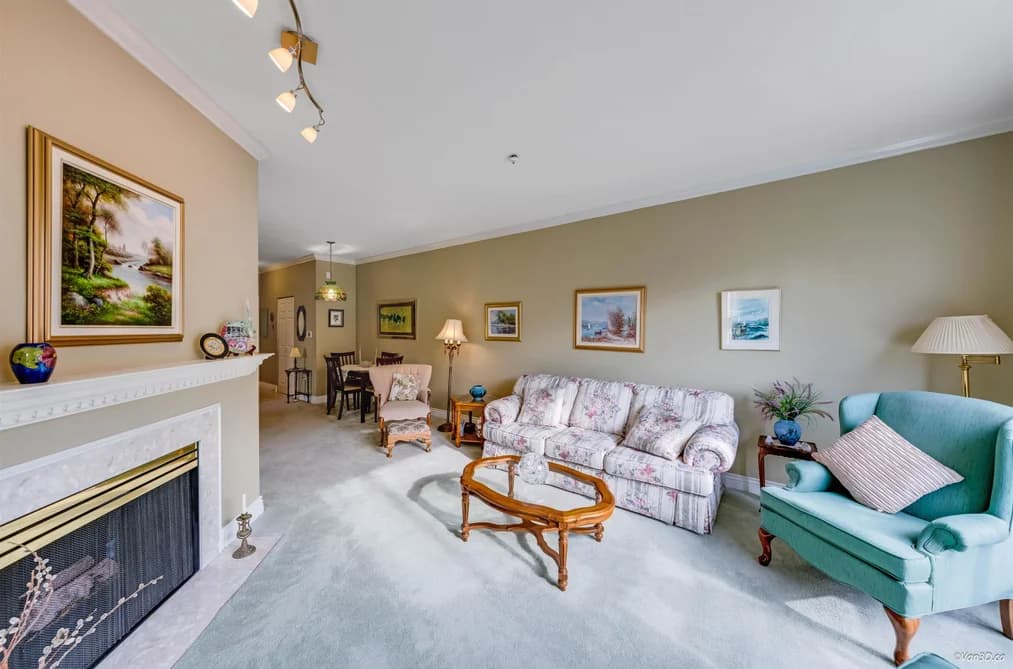 315 2985 PRINCESS CRESCENT, Coquitlam, BC — Residential for Sale - Photo 2