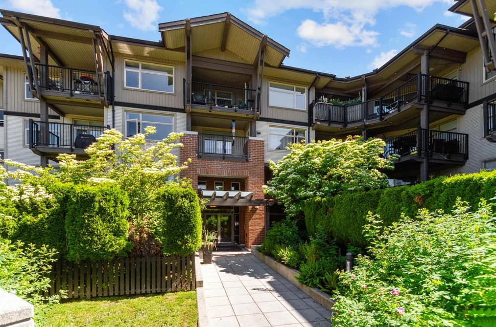315 400 KLAHANIE DRIVE, Port Moody, BC — Residential for Sale - Main Photo