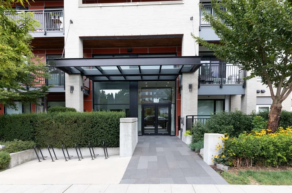 315 621 REGAN AVENUE, Coquitlam, BC — Residential for Sale - Photo 2