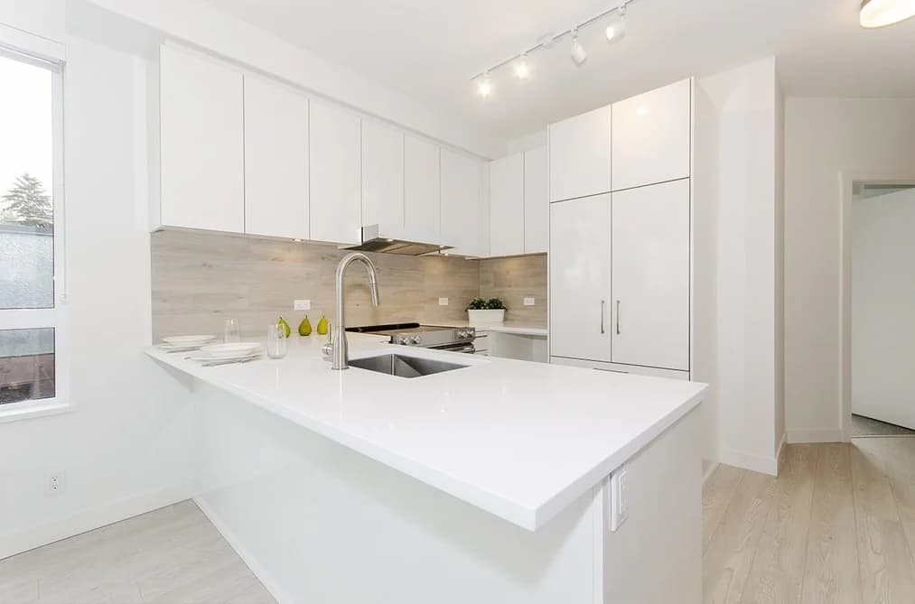 315 711 W 14TH STREET, North Vancouver, BC — Residential for Sale - Main Photo