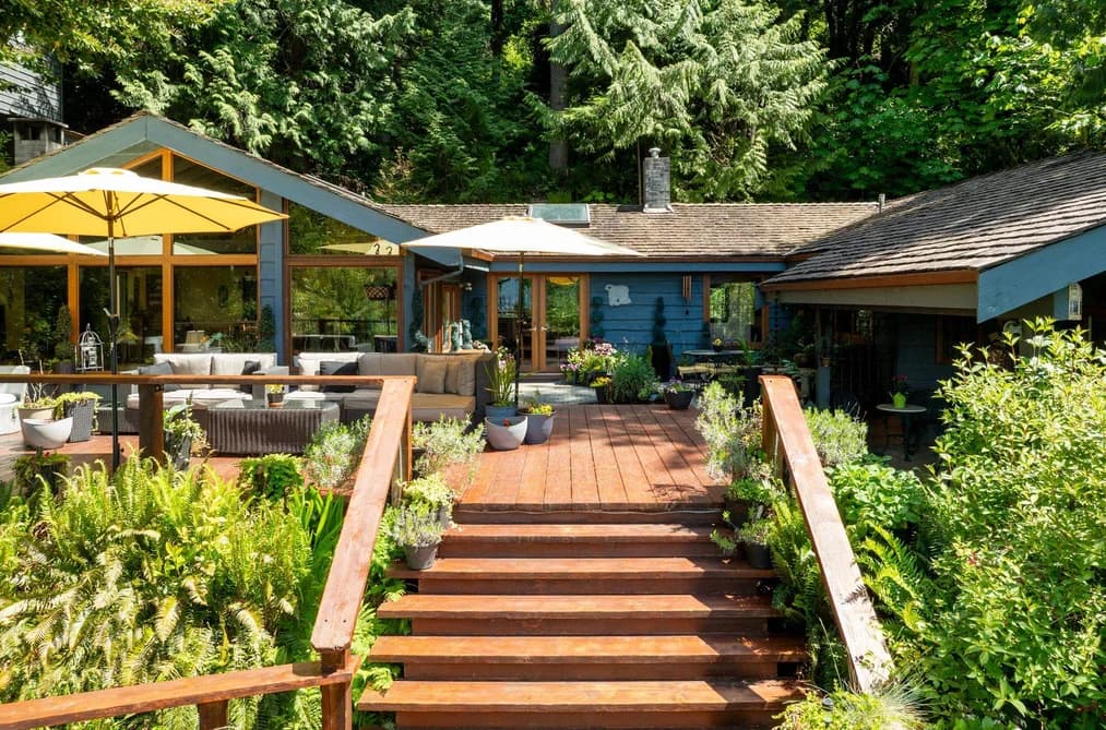 315 BAYVIEW ROAD, Lions Bay, BC — Residential for Sale - Photo 2