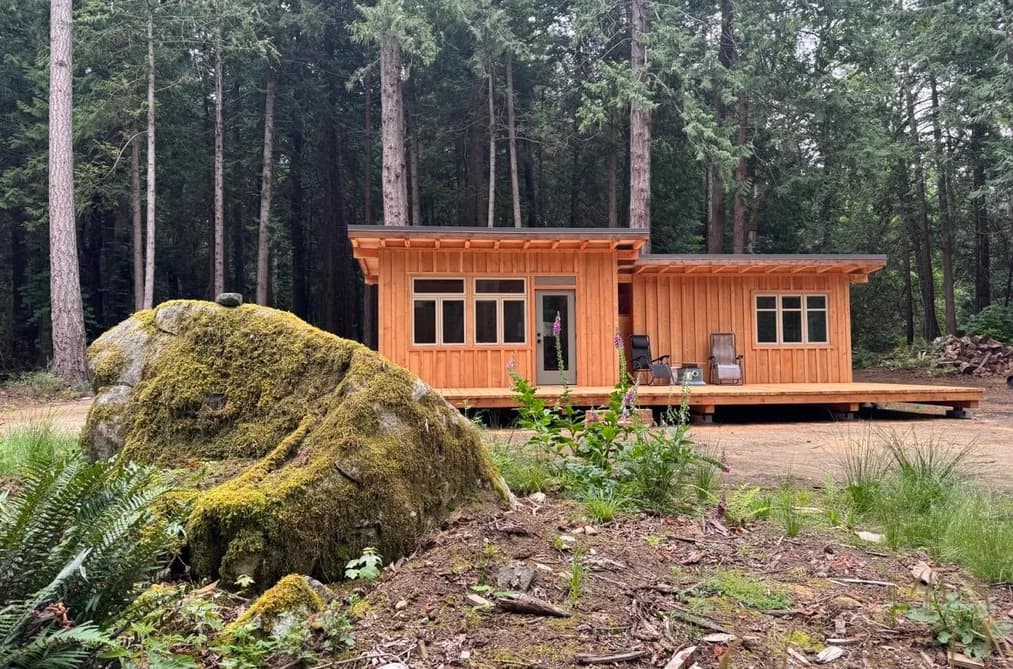 315 HAIRY ELBOW ROAD, Sechelt, BC — Residential for Sale - Main Photo