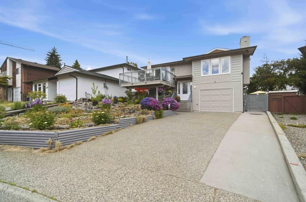 3153 TOBA DRIVE, Coquitlam, BC — Residential for Sale - Photo 2
