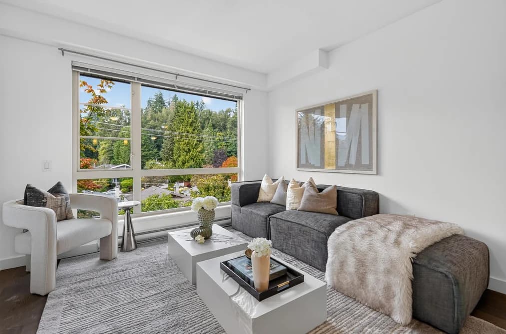 316 1330 MARINE DRIVE, North Vancouver, BC — Residential for Sale - Photo 2
