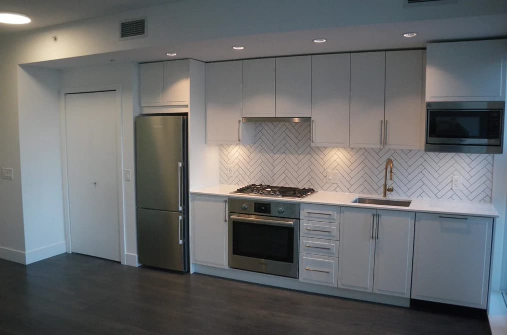 316 2435 KINGSWAY, Vancouver, BC — Residential for Sale - Main Photo