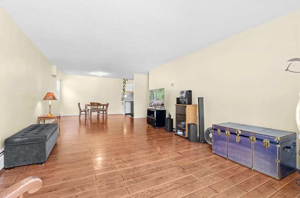 316 780 PREMIER STREET, North Vancouver, BC — Residential for Sale - Photo 2
