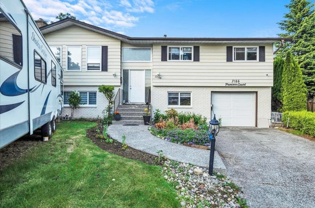 3166 PRINCESS COURT, Abbotsford, BC — Residential for Sale - Photo 2