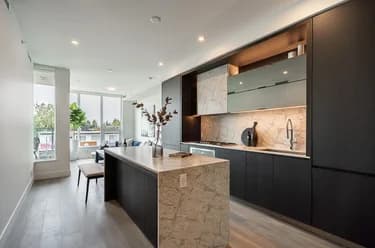 Condo for sale at 317 1342 Johnston Road White Rock British Columbia - MLS: R3087583