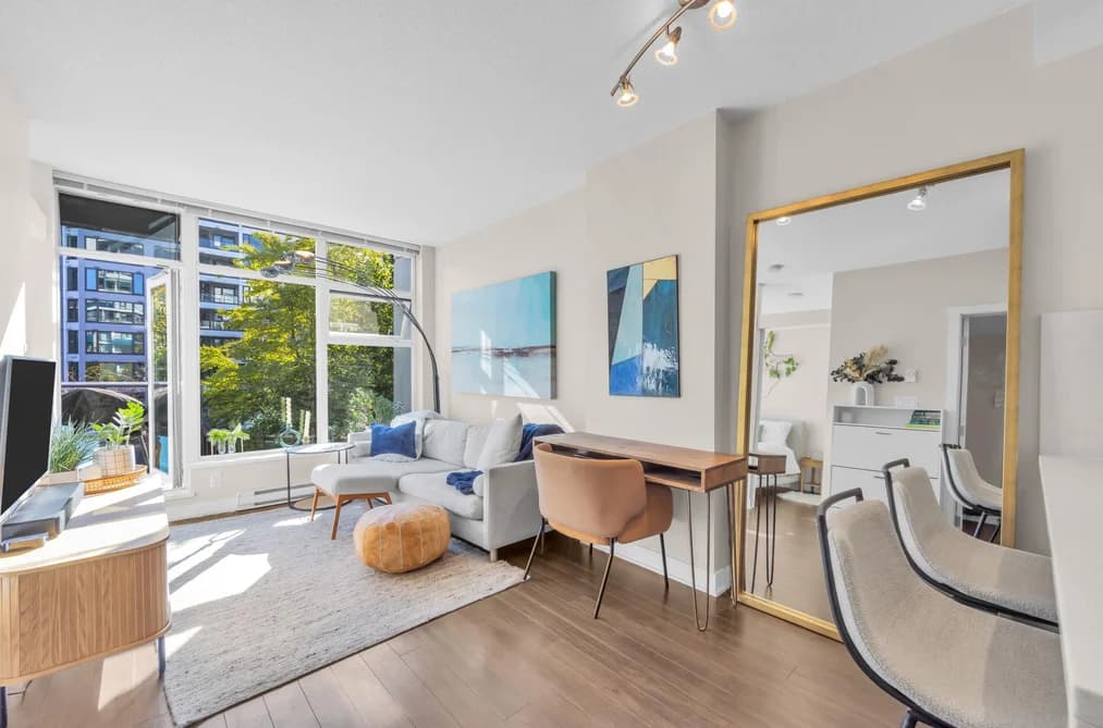 317 1777 W 7TH AVENUE, Vancouver, BC — Residential for Sale - Main Photo