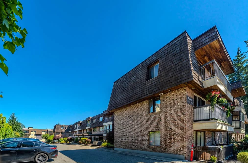 317 32175 OLD YALE ROAD, Abbotsford, BC — Residential for Sale - Photo 2