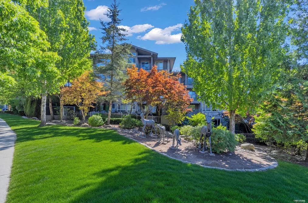 318 3110 DAVANEE SPRINGS BOULEVARD, Coquitlam, BC — Residential for Sale - Photo 2