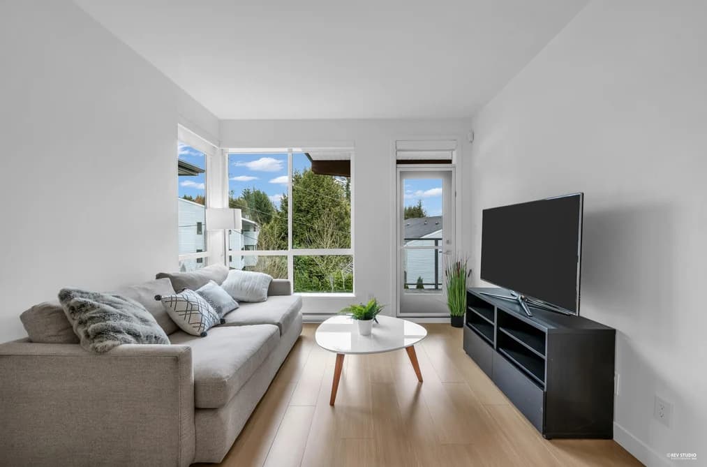 318 5460 BROADWAY, Burnaby, BC — Residential for Sale - Photo 2