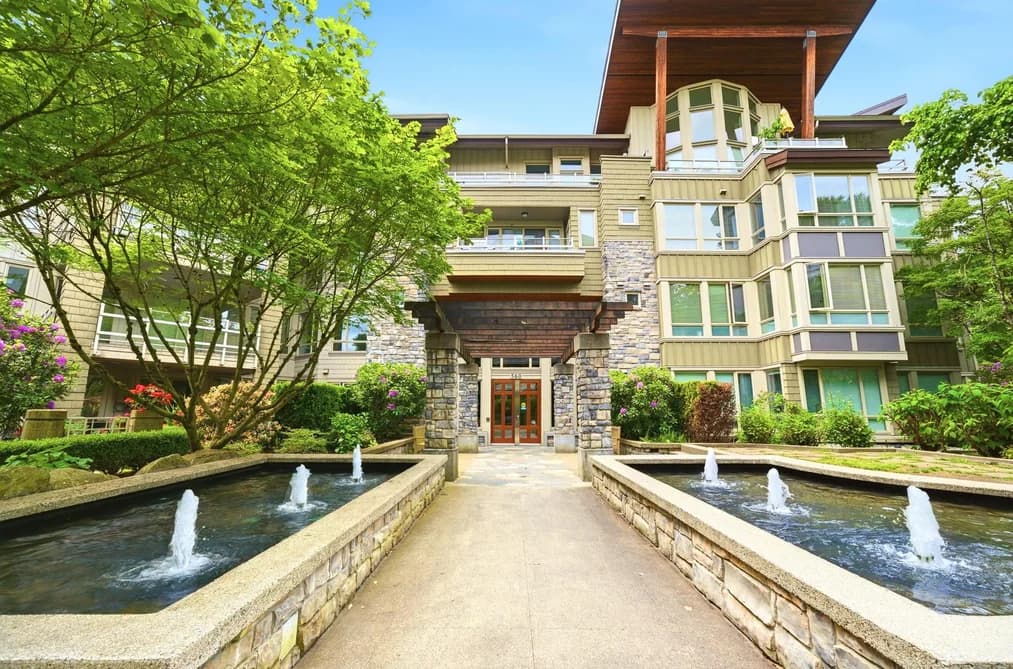 318 560 RAVEN WOODS DRIVE, North Vancouver, BC — Residential for Sale - Photo 2