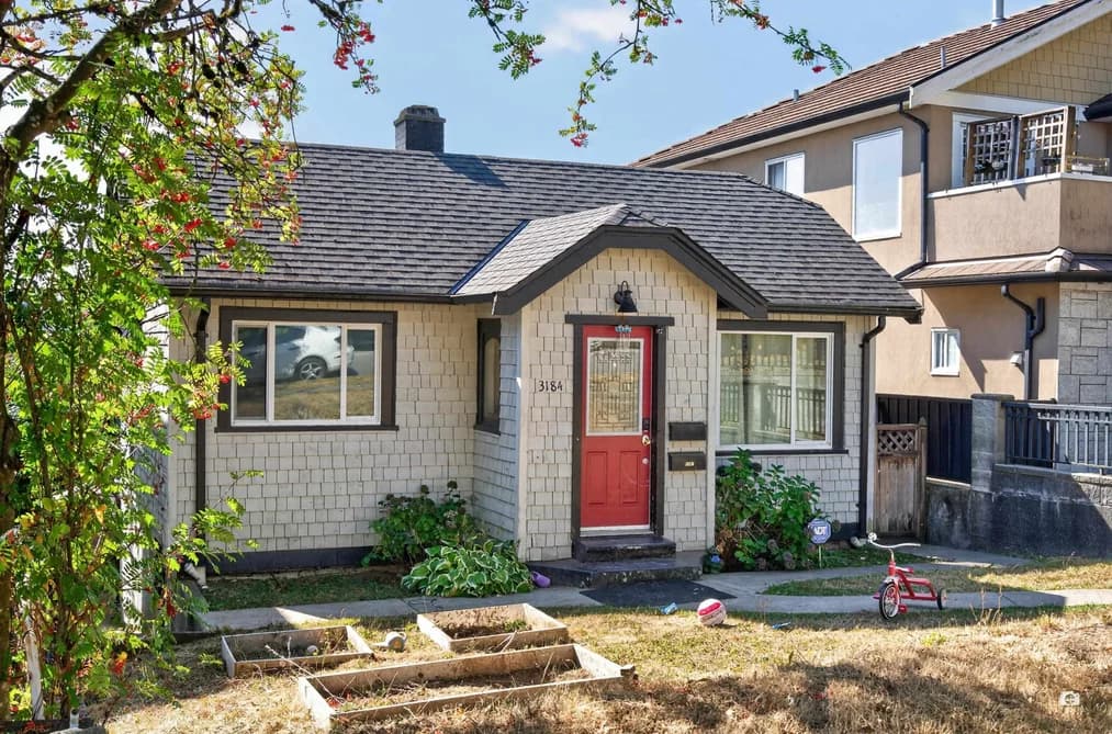 3184 E 8TH AVENUE, Vancouver, BC — Residential for Sale - Main Photo